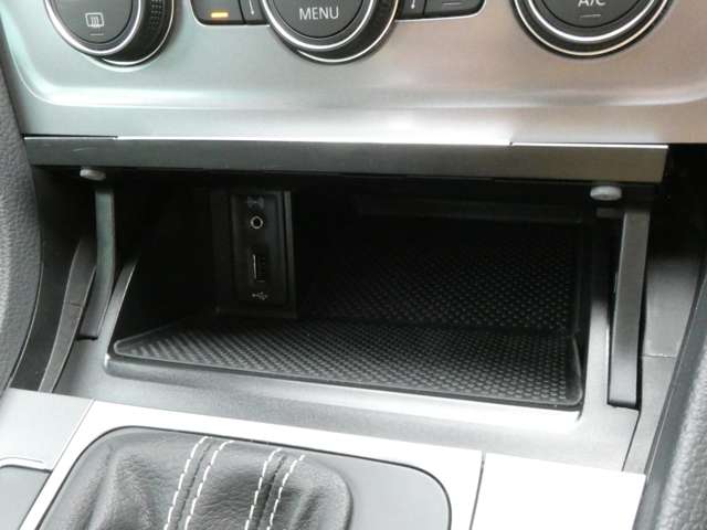 フォルクスワーゲン ゴルフヴァリアント ラウンジ H27年 (関東) 99