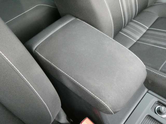 フォルクスワーゲン ゴルフヴァリアント ラウンジ H27年 (関東) 99