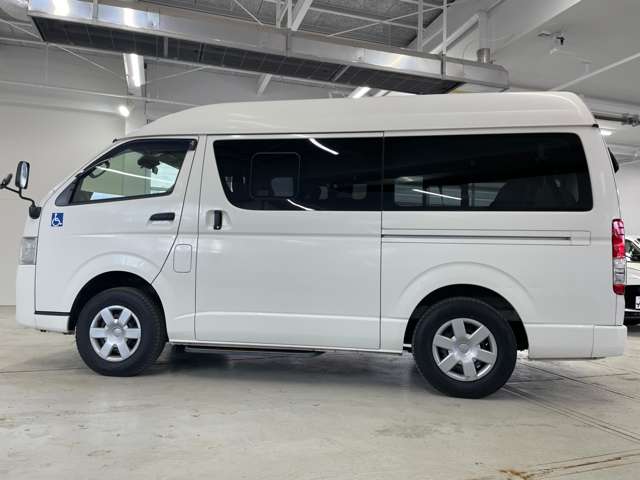 トヨタ ハイエースバン ３．０ ウェルキャブ Ｂタイプ ロング ディーゼルターボ ４ＷＤ H29年 (北海道) 99
