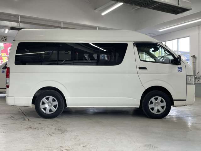 トヨタ ハイエースバン ３．０ ウェルキャブ Ｂタイプ ロング ディーゼルターボ ４ＷＤ H29年 (北海道) 99