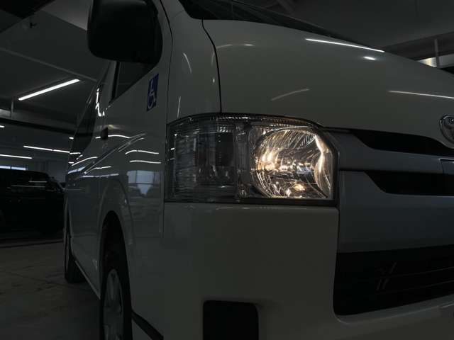 トヨタ ハイエースバン ３．０ ウェルキャブ Ｂタイプ ロング ディーゼルターボ ４ＷＤ H29年 (北海道) 99