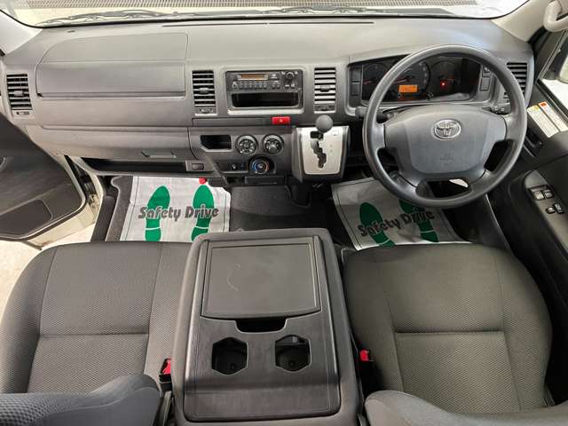 トヨタ ハイエースバン ３．０ ウェルキャブ Ｂタイプ ロング ディーゼルターボ ４ＷＤ H29年 (北海道) 99