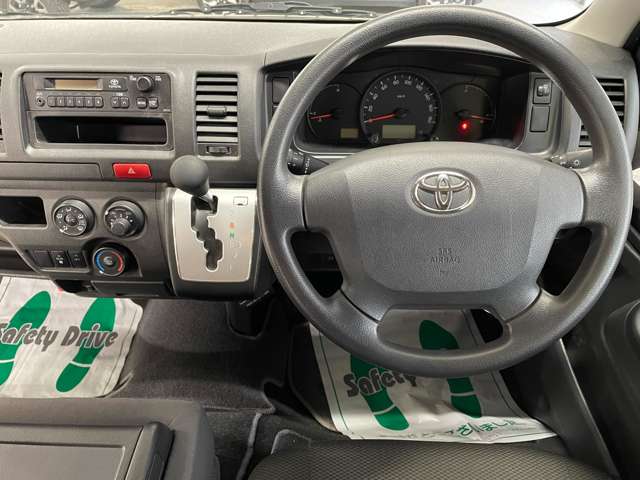 トヨタ ハイエースバン ３．０ ウェルキャブ Ｂタイプ ロング ディーゼルターボ ４ＷＤ H29年 (北海道) 99