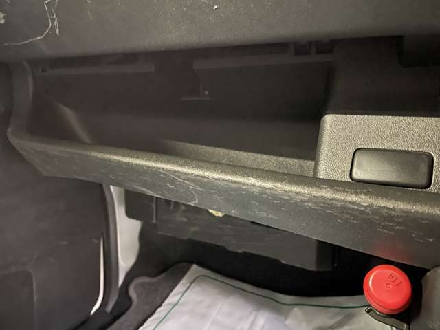 トヨタ ハイエースバン ３．０ ウェルキャブ Ｂタイプ ロング ディーゼルターボ ４ＷＤ H29年 (北海道) 99