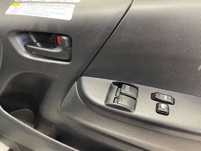 トヨタ ハイエースバン ３．０ ウェルキャブ Ｂタイプ ロング ディーゼルターボ ４ＷＤ H29年 (北海道) 99