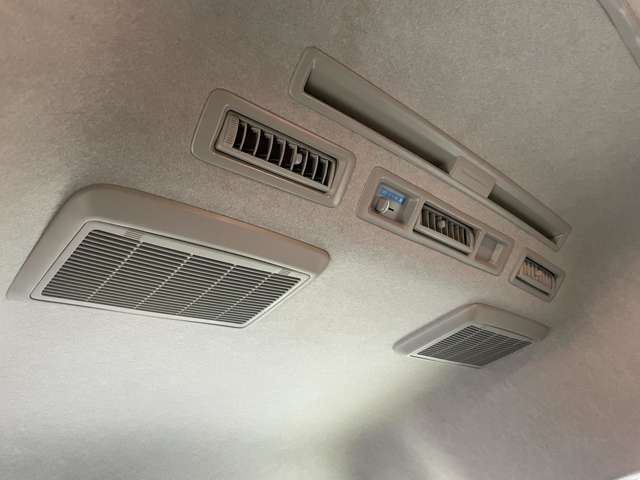 トヨタ ハイエースバン ３．０ ウェルキャブ Ｂタイプ ロング ディーゼルターボ ４ＷＤ H29年 (北海道) 99