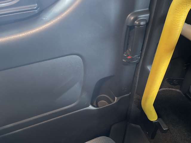 トヨタ ハイエースバン ３．０ ウェルキャブ Ｂタイプ ロング ディーゼルターボ ４ＷＤ H29年 (北海道) 99