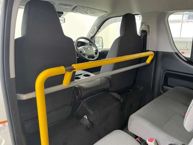 トヨタ ハイエースバン ３．０ ウェルキャブ Ｂタイプ ロング ディーゼルターボ ４ＷＤ H29年 (北海道) 99