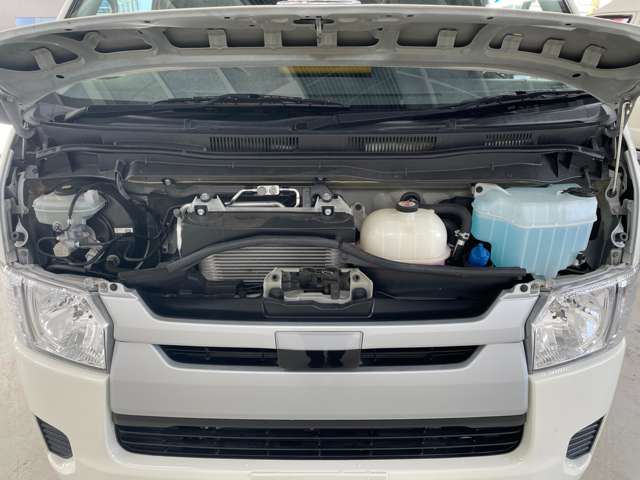 トヨタ ハイエースバン ３．０ ウェルキャブ Ｂタイプ ロング ディーゼルターボ ４ＷＤ H29年 (北海道) 99