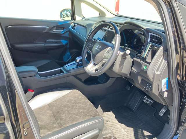 ホンダ シャトル １．５ ハイブリッド Ｘ スタイルエディション ４ＷＤ H28年 (北海道) 99