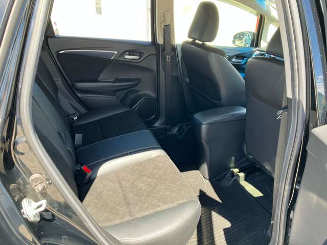 ホンダ シャトル １．５ ハイブリッド Ｘ スタイルエディション ４ＷＤ H28年 (北海道) 99