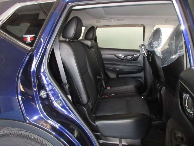 日産 エクストレイル ２．０ ２０ＸＩ ＶセレクションエクストリーマーＸ ３列車 ４ＷＤ R3年 (九州・沖縄) 99