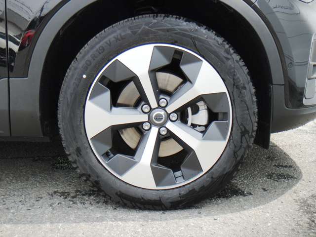 ボルボ ＸＣ４０ アルティメット Ｂ４ ＡＷＤ ４ＷＤ R6年 (東北) 99