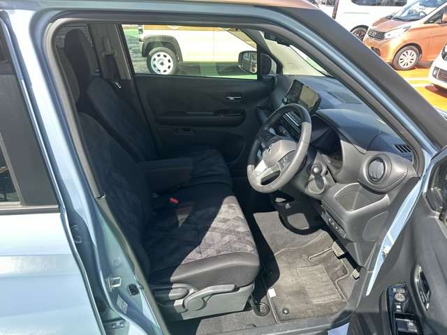 三菱 ｅＫクロス　ＥＶ Ｐ R4年 (東海) 99