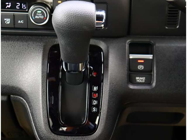 ホンダ Ｎ　ＢＯＸ カスタム ６６０ ターボ R6年 (関東) 99