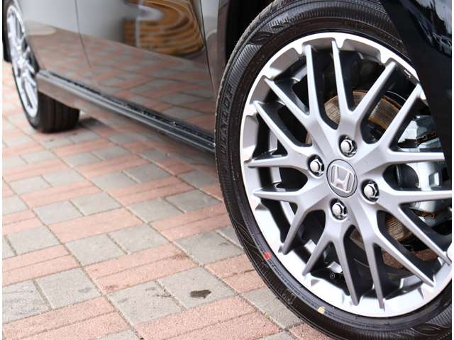 ホンダ Ｎ　ＢＯＸ カスタム ６６０ ターボ R6年 (関東) 99