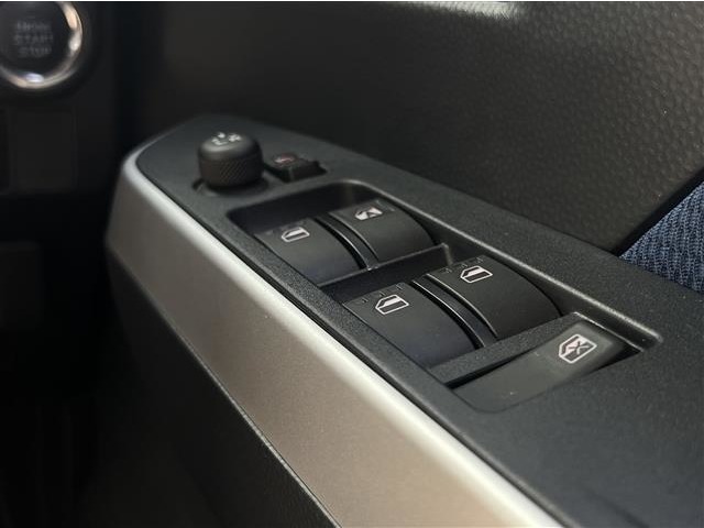 トヨタ タンク １．０ カスタム Ｇ H29年 (関東) 99