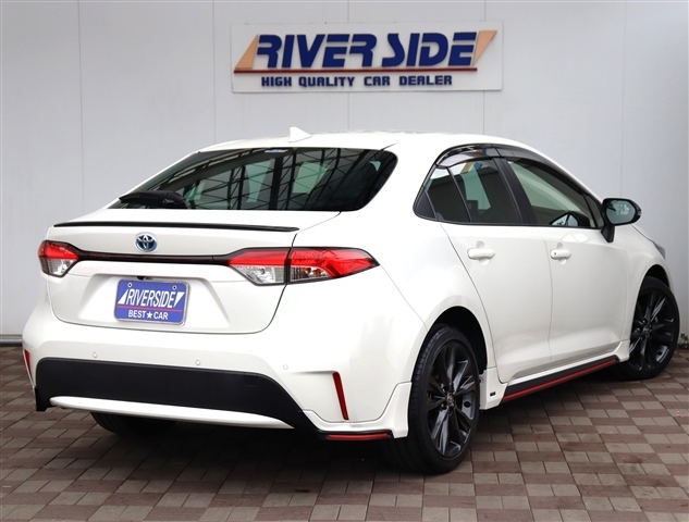 トヨタ カローラ １．８ ハイブリッド ＷＸＢ R1年 (関東) 99