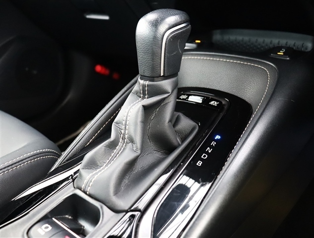 トヨタ カローラ １．８ ハイブリッド ＷＸＢ R1年 (関東) 99