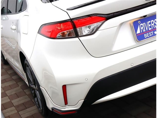 トヨタ カローラ １．８ ハイブリッド ＷＸＢ R1年 (関東) 99