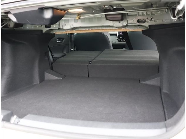 トヨタ カローラ １．８ ハイブリッド ＷＸＢ R1年 (関東) 99