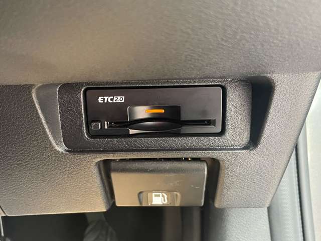 日産 ノート １．２ Ｘ ＦＯＵＲ ４ＷＤ R4年 (東北) 99