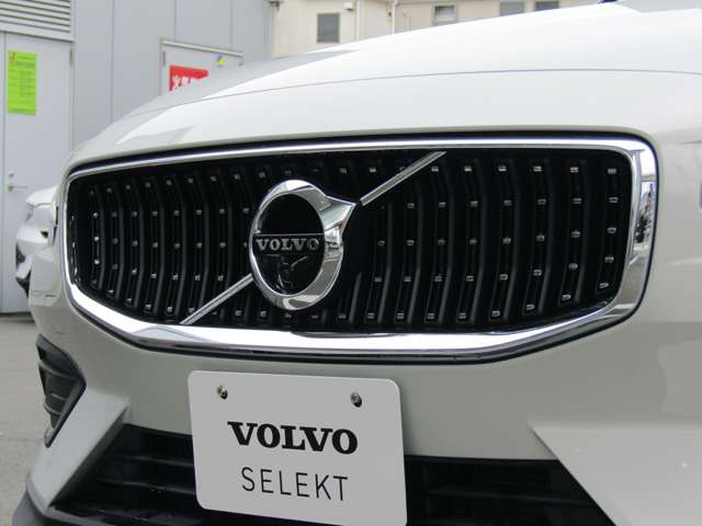 ボルボ Ｖ６０クロスカントリー Ｂ５ ＡＷＤ プロ ４ＷＤ R3年 (関東) 99