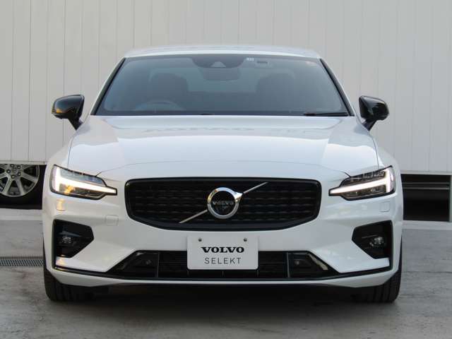 ボルボ Ｓ６０ Ｂ５　Ｒデザイン R3年 (関東) 99