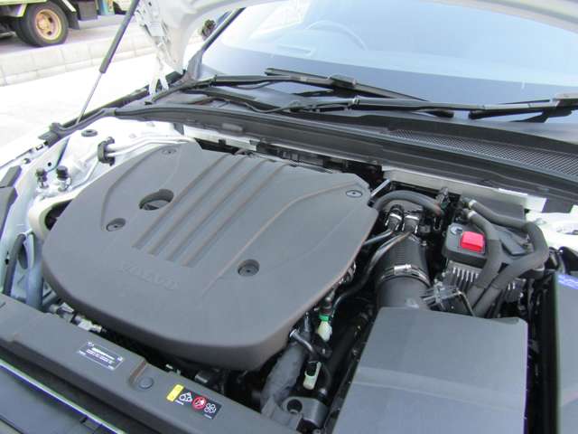 ボルボ Ｓ６０ Ｂ５　Ｒデザイン R3年 (関東) 99