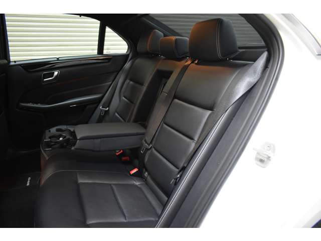 メルセデスベンツ Ｅクラス Ｅ４００　アバンギャルド H27年 (関東) 99