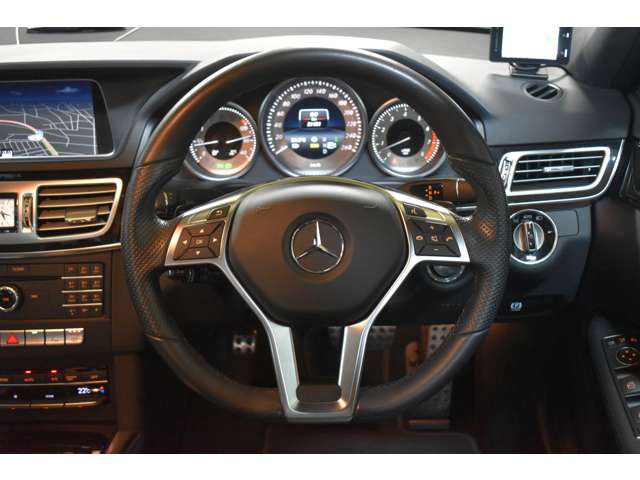 メルセデスベンツ Ｅクラス Ｅ４００　アバンギャルド H27年 (関東) 99