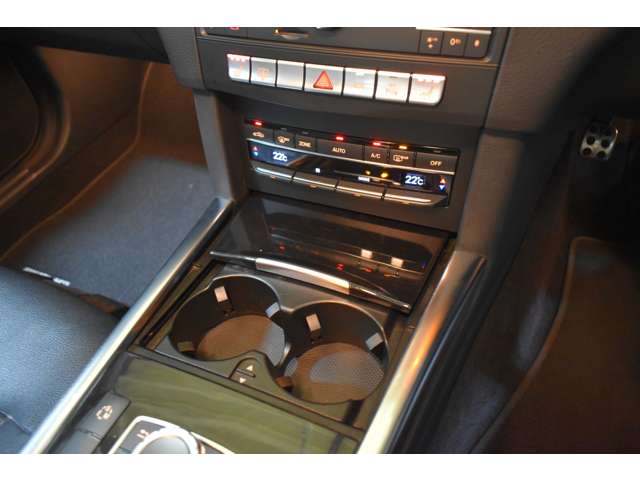 メルセデスベンツ Ｅクラス Ｅ４００　アバンギャルド H27年 (関東) 99