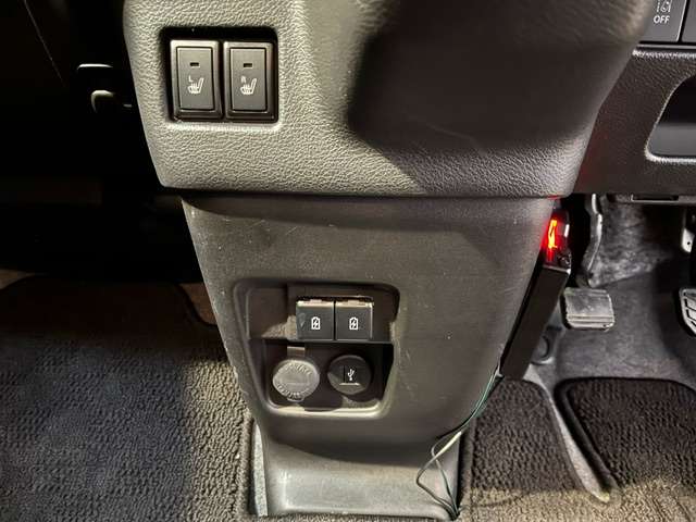 スズキ スペーシア ６６０ カスタム ハイブリッド ＸＳ ４ＷＤ R5年 (北海道) 99