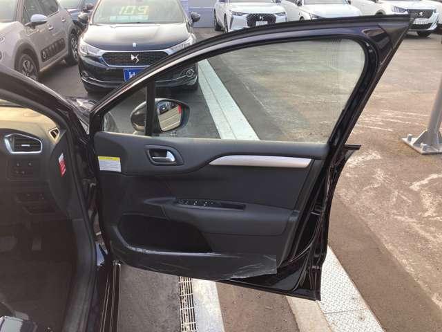 シトロエン Ｃ４ フィール ブルーＨＤＩ ディーゼルターボ H29年 (東北) 99