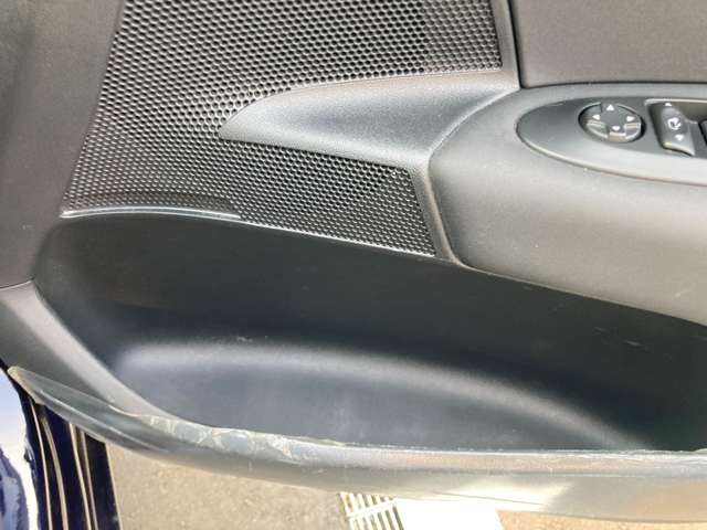 シトロエン Ｃ４ フィール ブルーＨＤＩ ディーゼルターボ H29年 (東北) 99