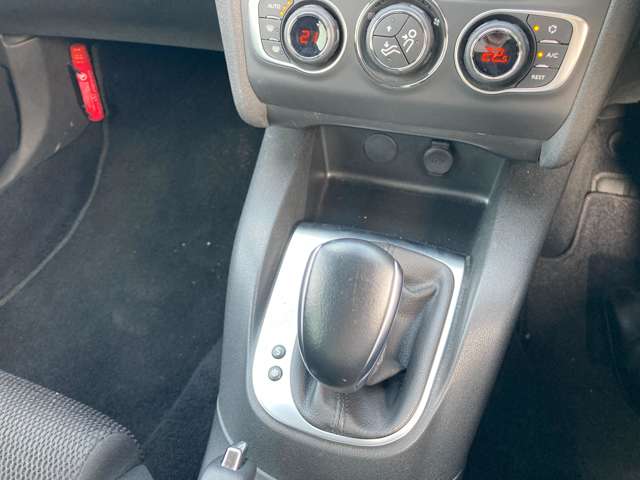 シトロエン Ｃ４ フィール ブルーＨＤＩ ディーゼルターボ H29年 (東北) 99