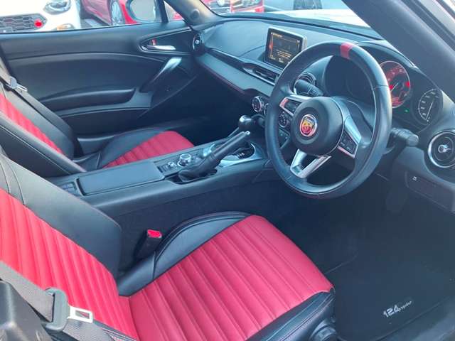 アバルト １２４　スパイダー １．４ H28年 (東北) 99