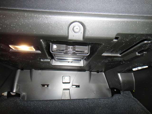 ボルボ ＸＣ６０ アルティメット Ｂ５ ＡＷＤ ４ＷＤ R5年 (東北) 99