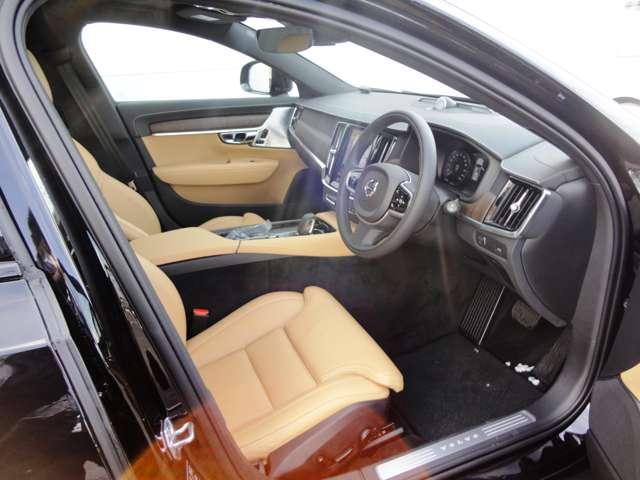 ボルボ Ｖ９０クロスカントリー Ｂ６ ＡＷＤ プロ ４ＷＤ R3年 (東北) 99