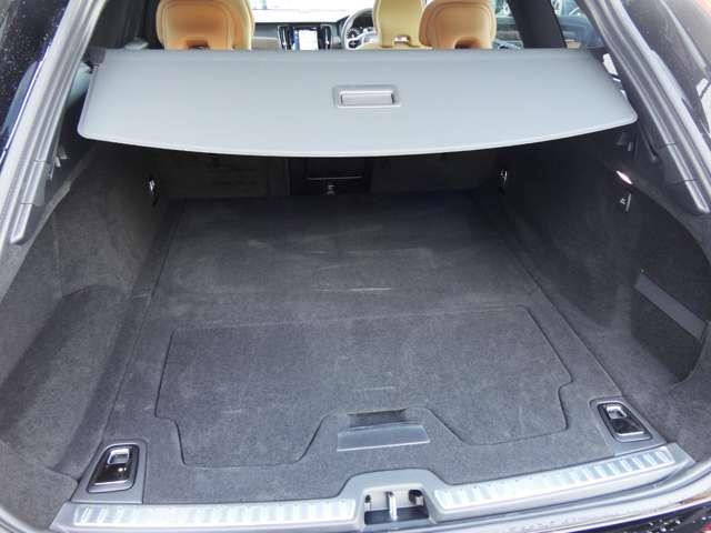 ボルボ Ｖ９０クロスカントリー Ｂ６ ＡＷＤ プロ ４ＷＤ R3年 (東北) 99