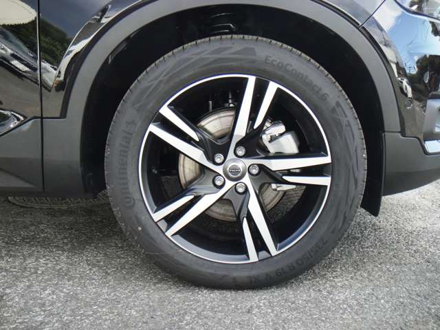 ボルボ ＸＣ４０ Ｂ４ ＡＷＤ Ｒデザイン ４ＷＤ R3年 (東北) 99