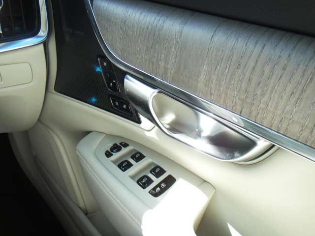 ボルボ Ｖ９０クロスカントリー アルティメット Ｂ５ ＡＷＤ ４ＷＤ R5年 (東北) 99