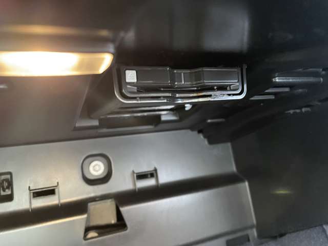 ボルボ Ｖ６０ プラス　Ｂ４ R6年 (東北) 99