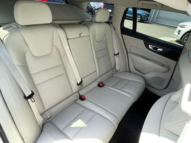 ボルボ Ｖ６０ プラス　Ｂ４ R6年 (東北) 99