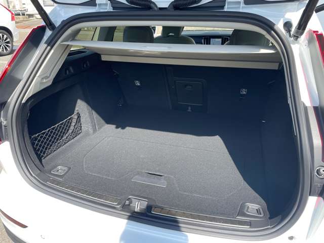 ボルボ Ｖ６０ プラス　Ｂ４ R6年 (東北) 99