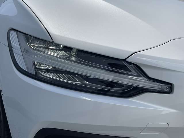 ボルボ Ｖ６０ プラス　Ｂ４ R6年 (東北) 99