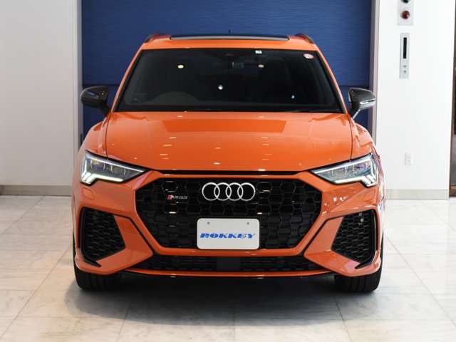 アウディ ＲＳ　Ｑ３ ２．５ ４ＷＤ R3年 (関東) 99