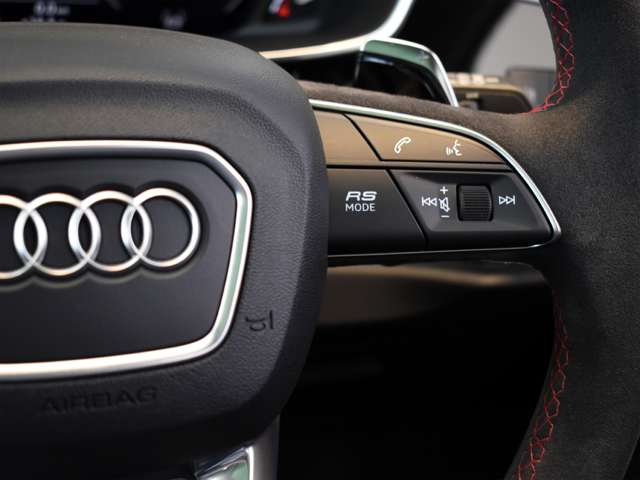 アウディ ＲＳ　Ｑ３ ２．５ ４ＷＤ R3年 (関東) 99