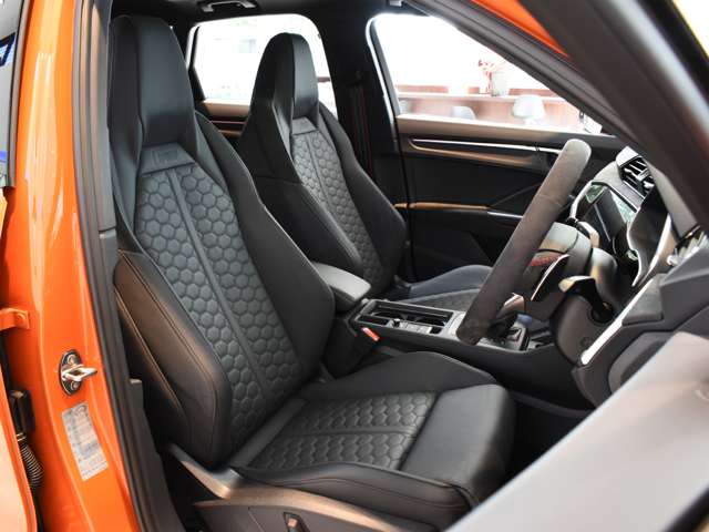 アウディ ＲＳ　Ｑ３ ２．５ ４ＷＤ R3年 (関東) 99