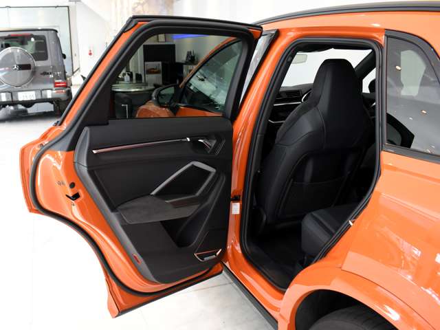 アウディ ＲＳ　Ｑ３ ２．５ ４ＷＤ R3年 (関東) 99